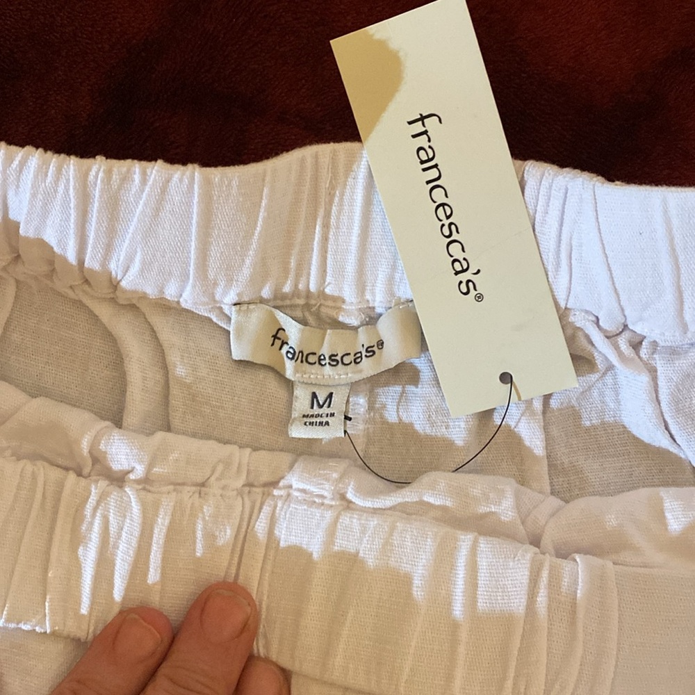 Francescas collection skort size M color white. - Picture 7 of 7